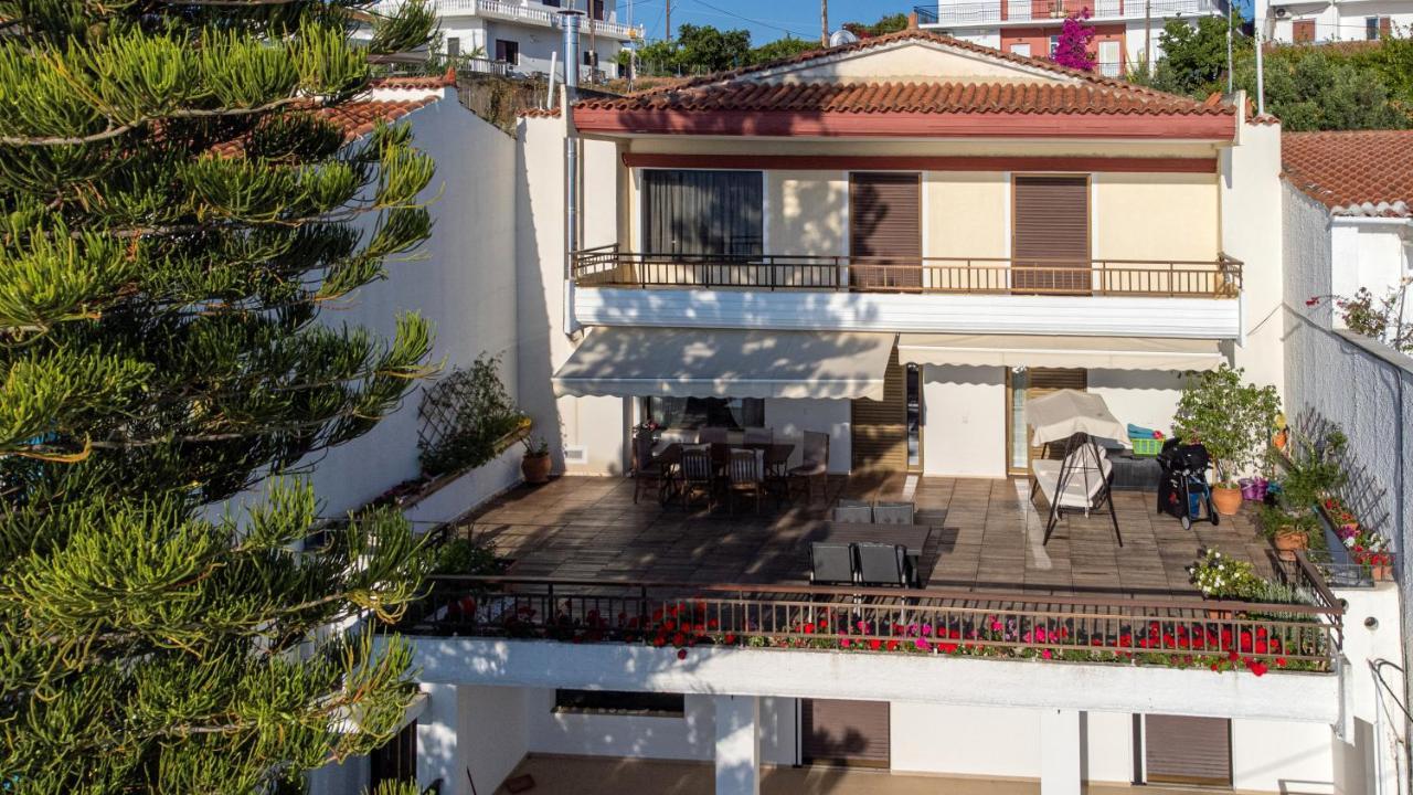 Villa 5 Meters From The Beach Chrani Exterior foto